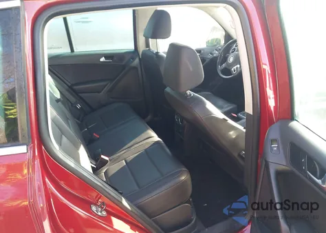 2011 Volkswagen Tiguan Se from USA, damaged, VIN WVGAV7AX5BW000923